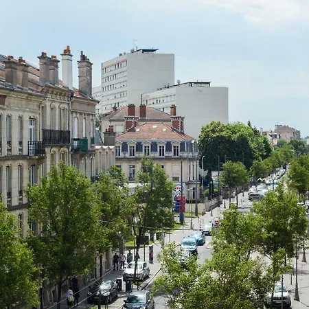 Le Particulier De Jaures * נאנסי
